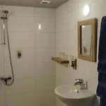 Little River Нощувка със закуска (B & B) Габрово