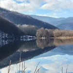 Little River Нощувка със закуска (B & B) 3*